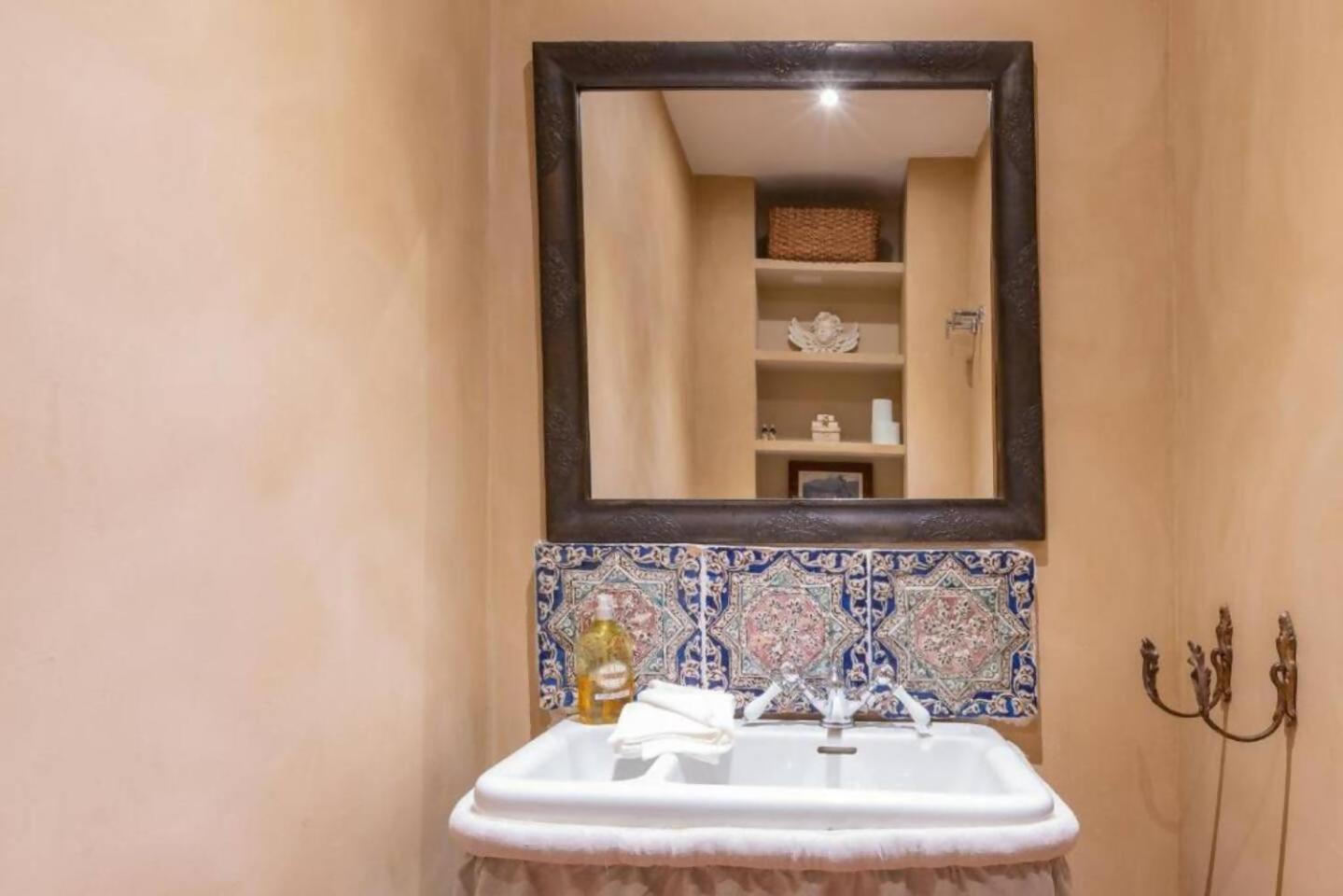 Villa Casa Sol Encantadora Villa Con Piscina Marbella Luaran gambar