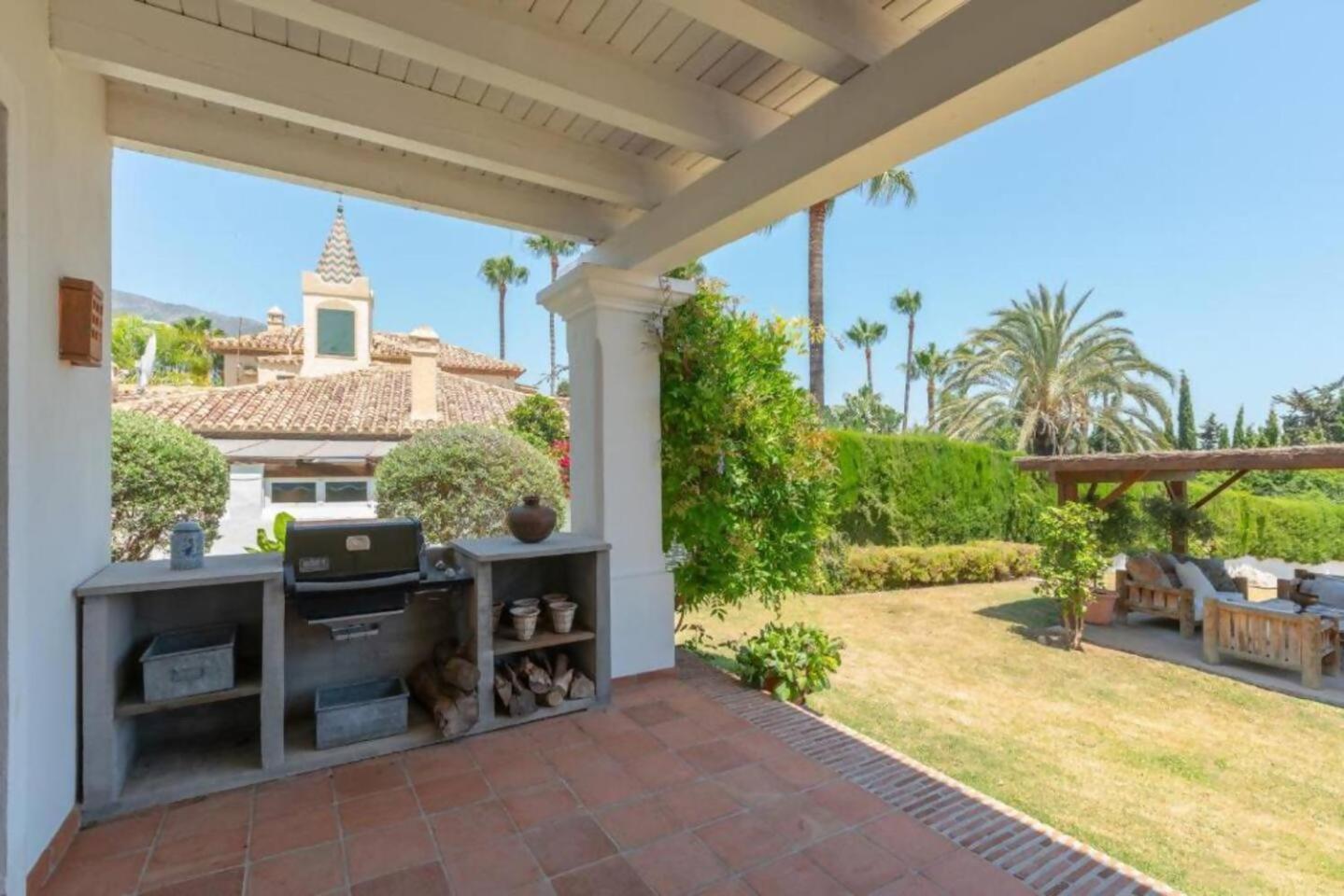 Villa Casa Sol Encantadora Villa Con Piscina Marbella Luaran gambar