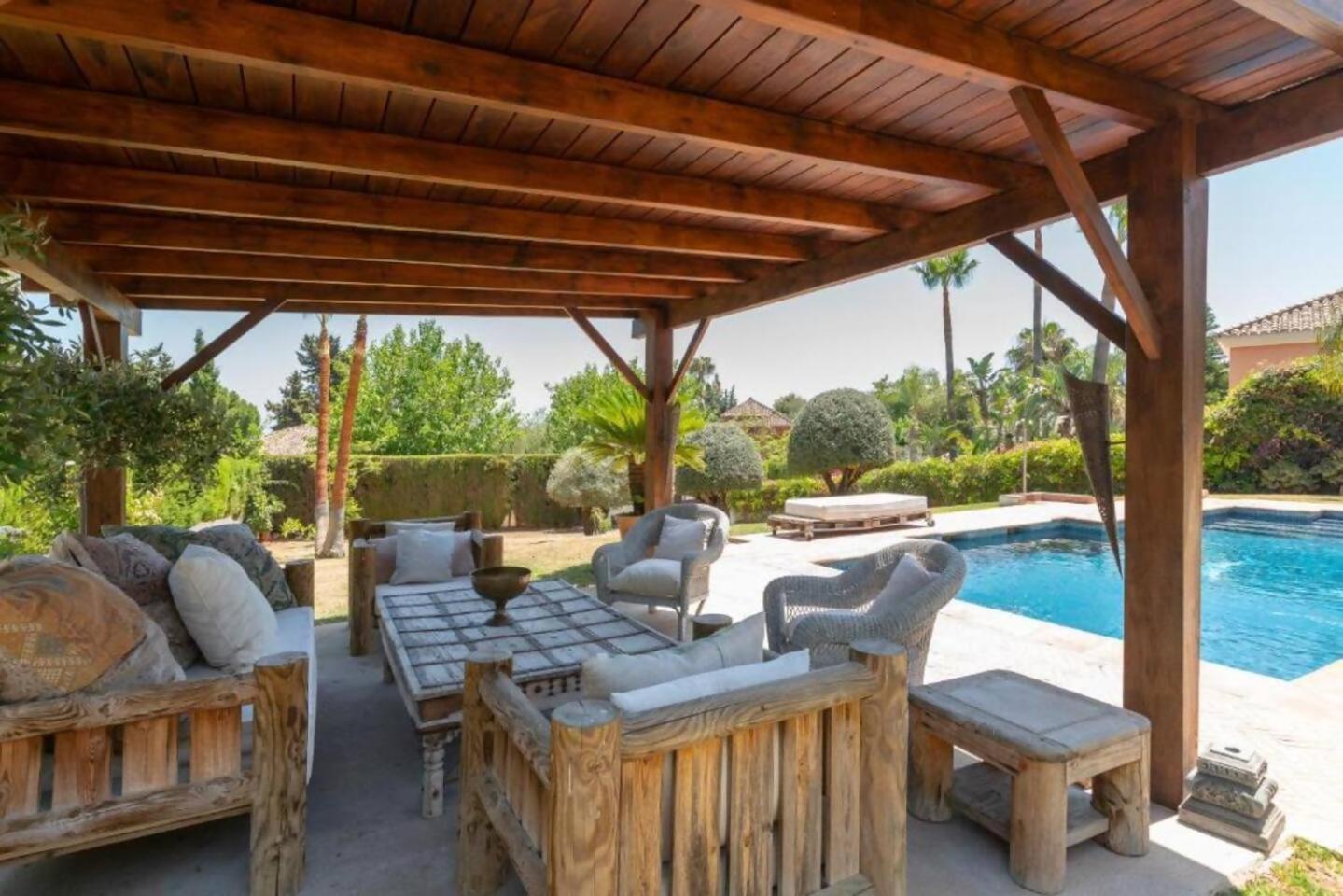 Villa Casa Sol Encantadora Villa Con Piscina Marbella Luaran gambar