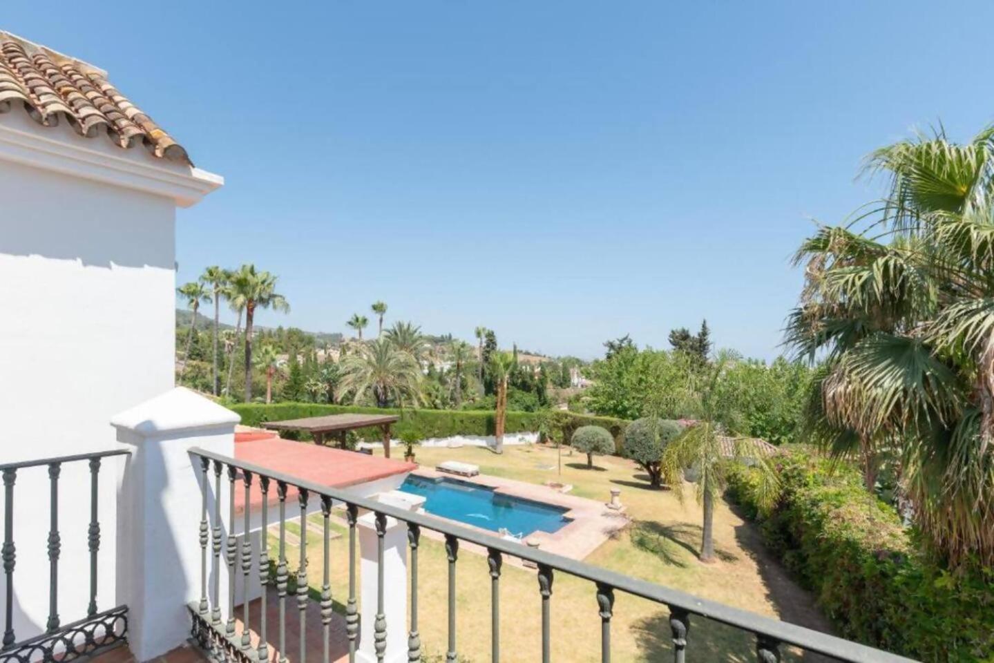 Villa Casa Sol Encantadora Villa Con Piscina Marbella Luaran gambar