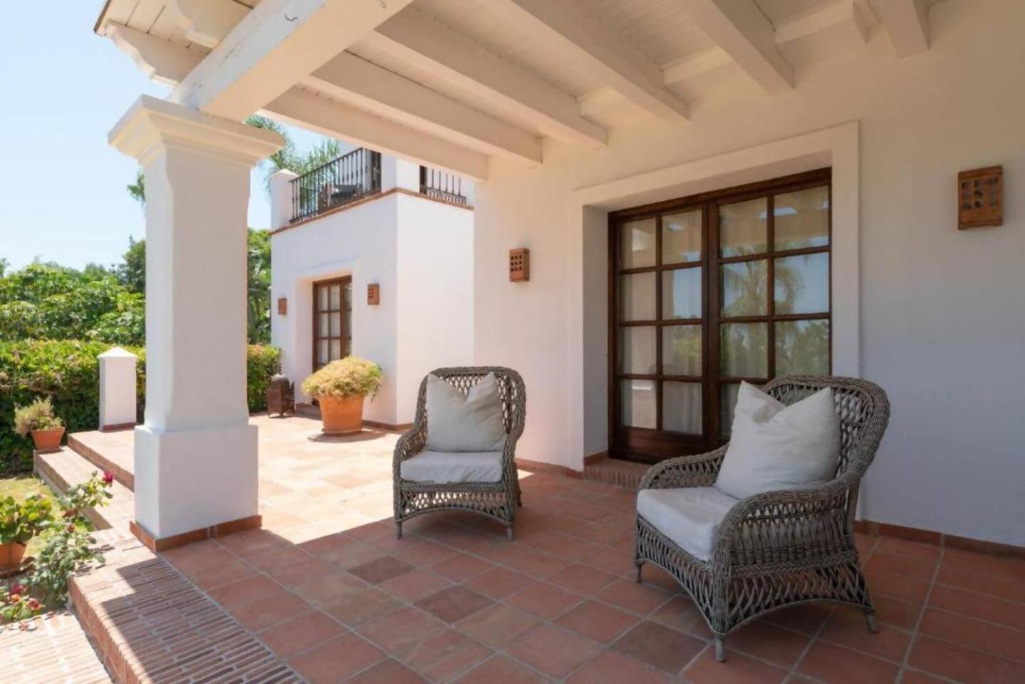 Villa Casa Sol Encantadora Villa Con Piscina Marbella Luaran gambar